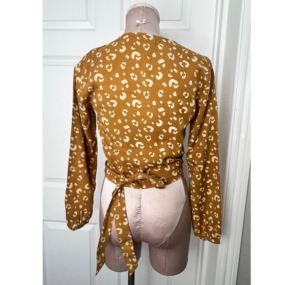 Marine Layer Tie Printed wrap Top Sz S - Picture 3 of 10